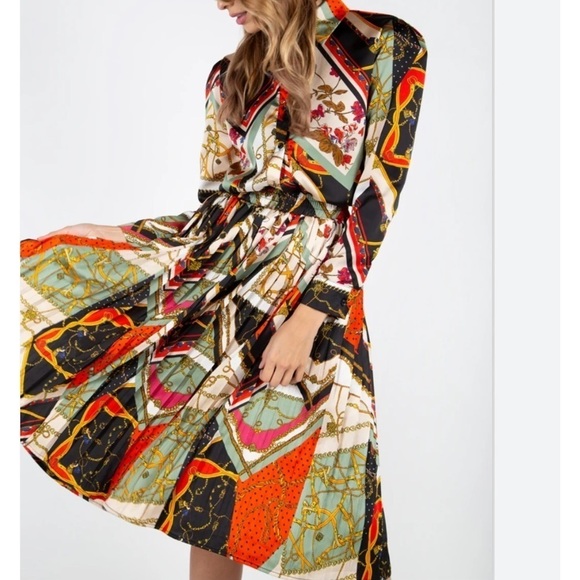 Dalia MacPhee Midi Floral Print Dress Pleated Detailing Ling Sleeves NWOT - Picture 2 of 15